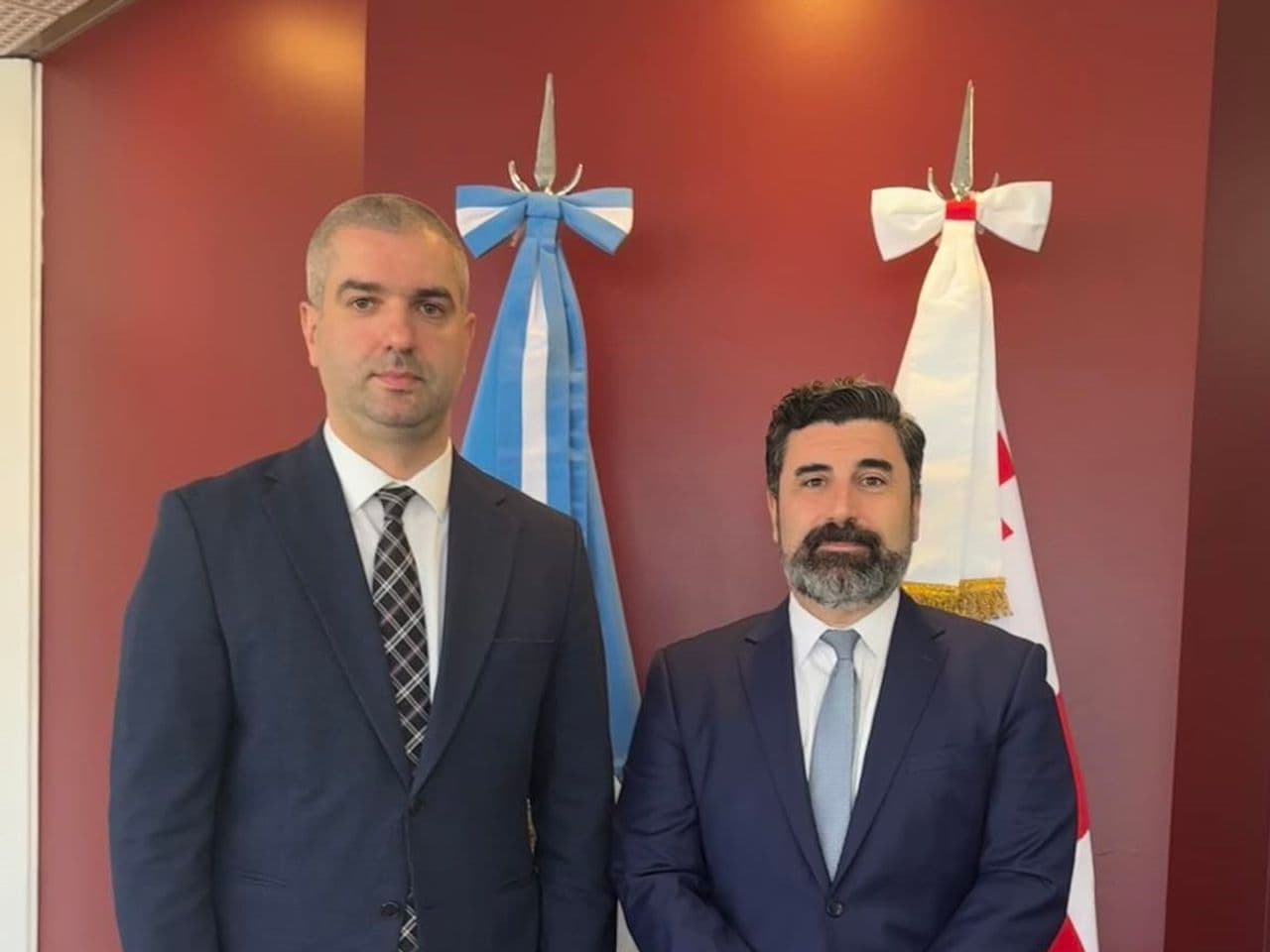 ელჩის შეხვედრა არგენტინის საგარეო საქმეთა, საერთაშორისო ვაჭრობისა და კულტთა სამინისტროს სახელმწიფო მდივნის მოადგილესთან